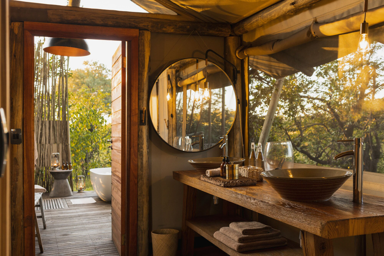 Bathroom 3, Sable Alley, Ngamiland East