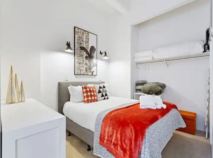 Bedroom, Cosy & Comfy studio on Queen St. by Zodiak Stays, Waitakere