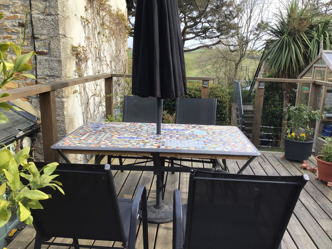 Others 3, Camborne Cozy Room With 2 Single Beds, Cornwall