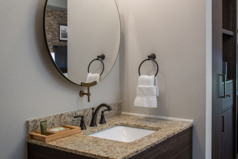 Bathroom 5, Golden Nugget Cripple Creek, Teller