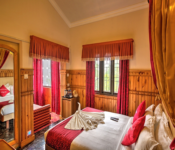Bedroom 3, Pine Borough Inn, Dindigul