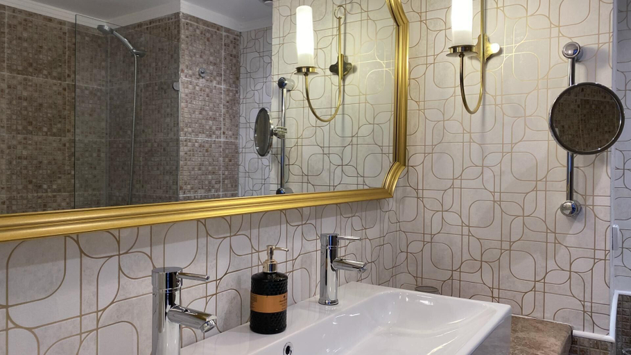 Bathroom 3, Hotel Royal Beach 5 Premium - Central Sea View G6, Nesebar