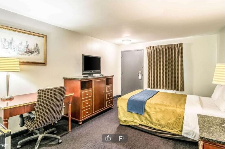 Bedroom, Portage Inn, Porter