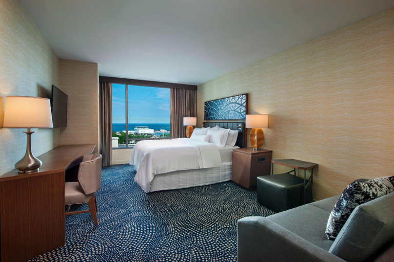 Bedroom 3, The Westin Milwaukee, Milwaukee