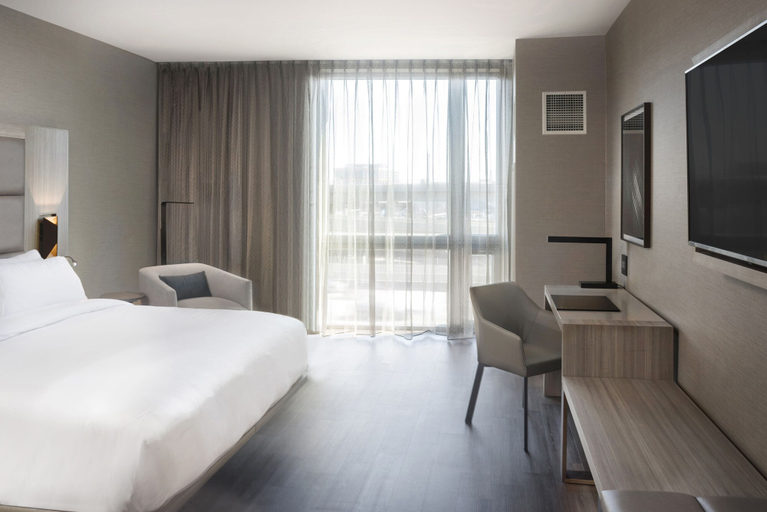 Bedroom 3, AC Hotel by Marriott Worcester, Worcester
