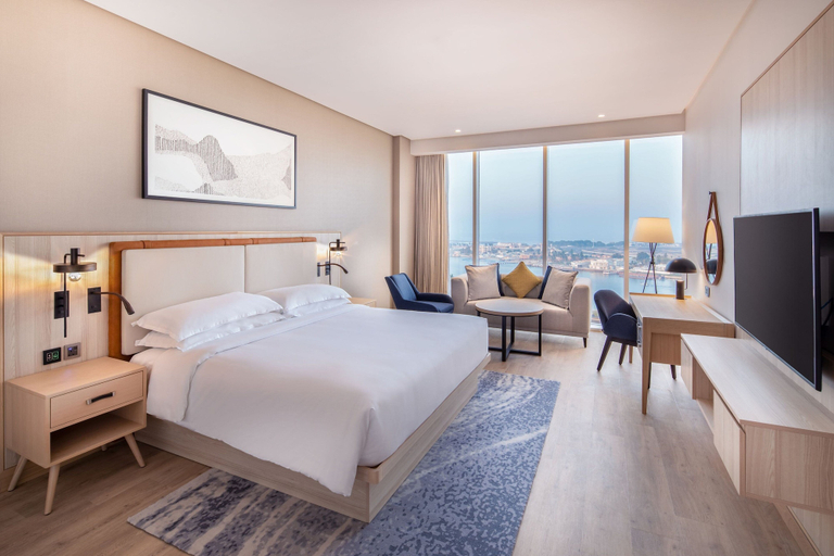 Bedroom 3, Four Points by Sheraton Jeddah Corniche, Jeddah