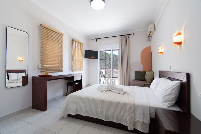 Bedroom 4, Naias, Central Macedonia