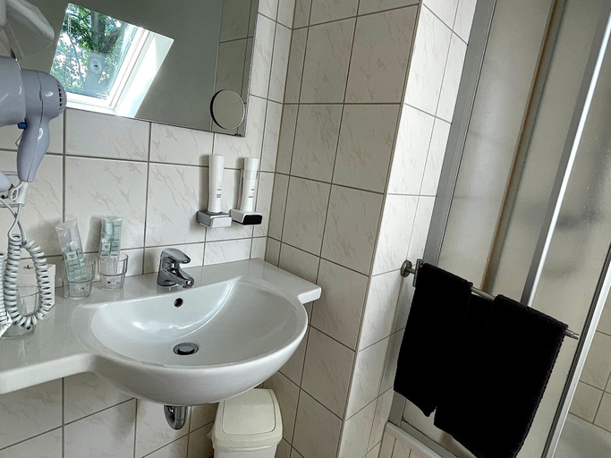 Bathroom 5, Hainberg Hotel, Görlitz