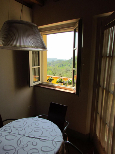Room 2, Casa San Gennaro at Borghetto Farmhouse, Lucca