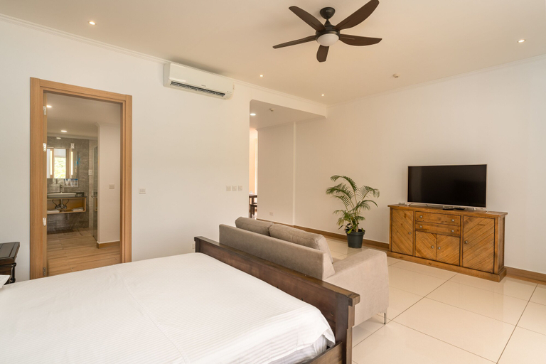 Bedroom 3, Royale Suites by Arc Royale Luxury Apts
