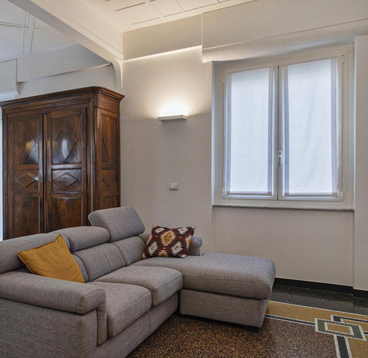 Room 2, Beauty Design in the Center by Wonderful Italy, Genova