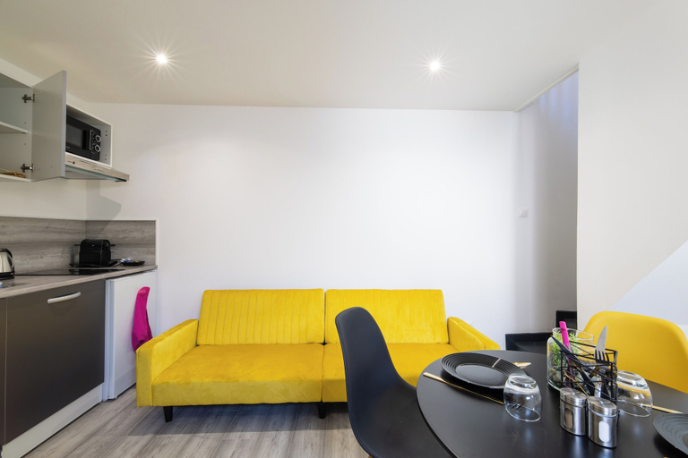 Others 4, GLM residences 1, Aisne