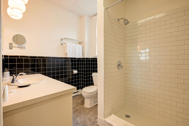 Bathroom 4, The Windsor Hotel by Hoco Hotels Collection, Perth