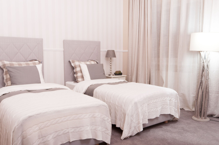 Bedroom 3, Hotel Wodnik, Środa Śląska