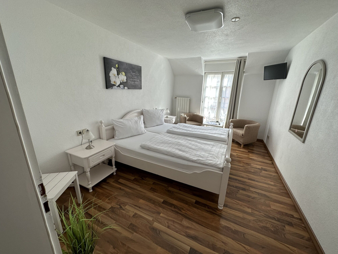 Bedroom 3, Hotel Ursula Garni, Bernkastel-Wittlich