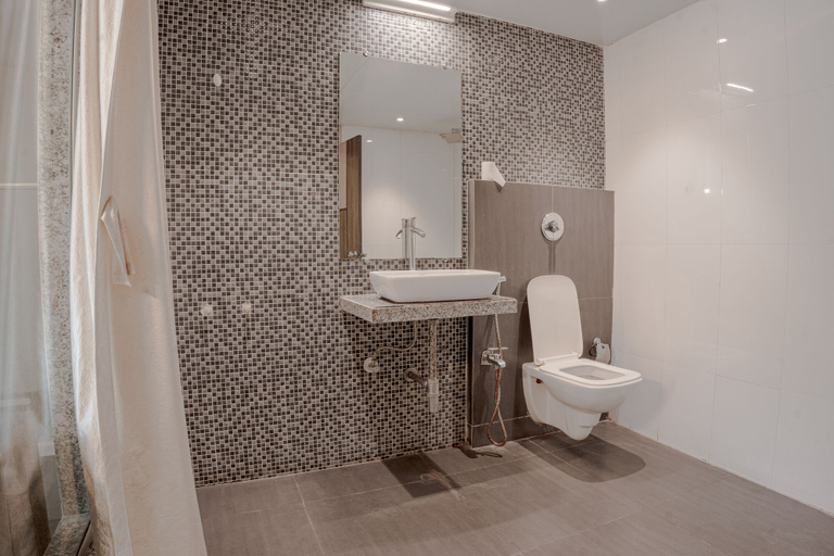 Bathroom 3, KJSP SEASONS HOTEL, Thane