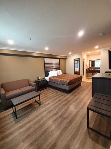 Others 5, Super 8 by Wyndham Cypress Buena Park Area, Orange