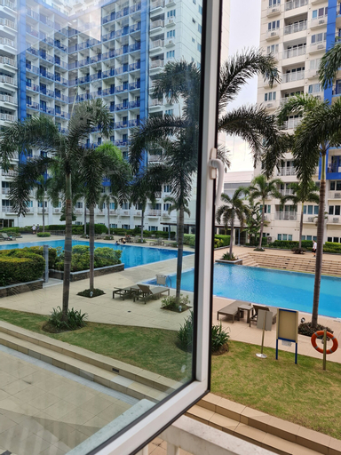 Others 5, Sea Residences - Condo R Us, Pasay City