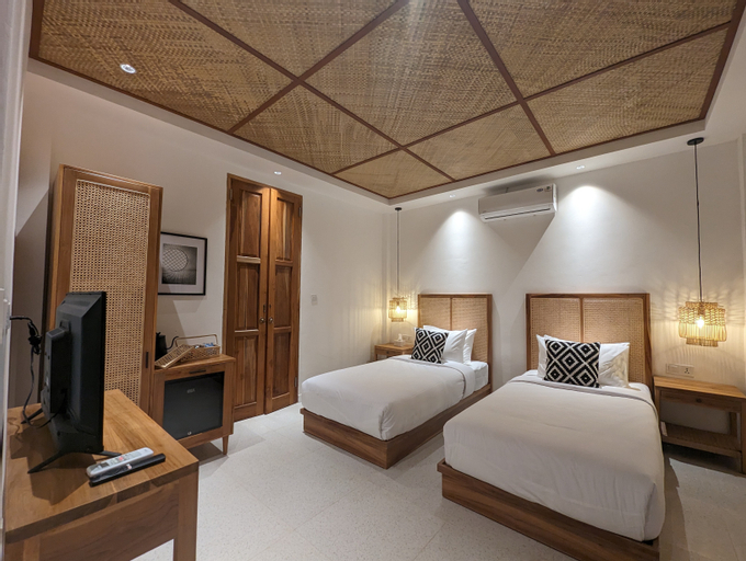 Bedroom 3, 4 Bedroom Umarato Villa Indian Ocean View with Infinity Pool, West Sumba