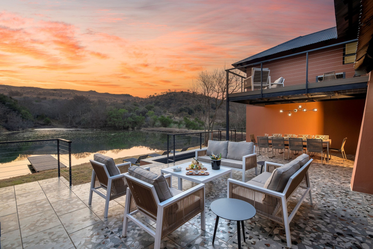 Food & Drinks 5, Riverhorse Lodge, West Rand