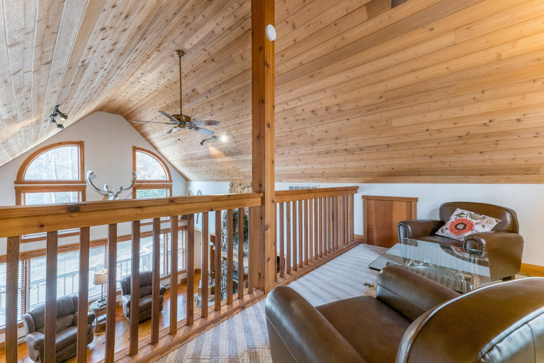 Bedroom 2, Cherry Ridge Retreat, Hocking