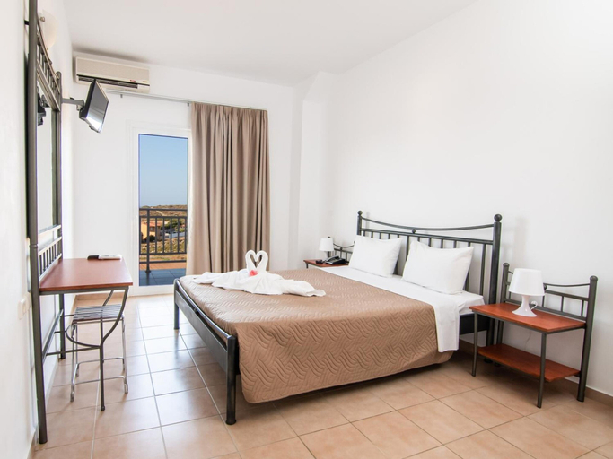 Bedroom 3, Chrissy's Paradise, Crete