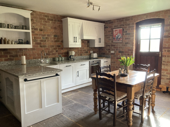 Others 4, The Motor House, Herefordshire