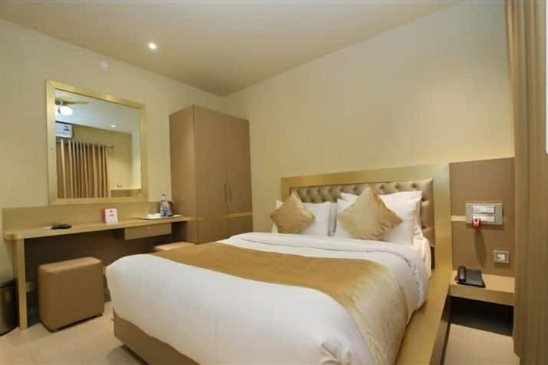 Bedroom 3, Imarat Hotel, Kodagu