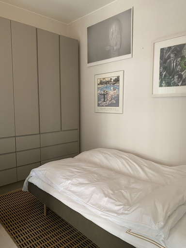 Bedroom 2, Luxury City Seafront Apartment w Balcony, Uusimaa
