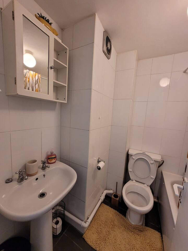 Bathroom 3, Tastefully Decorated 1 bed Flat Near Abbeywood, London