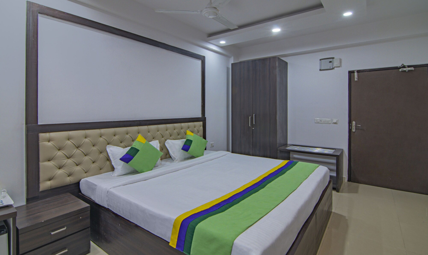 Bedroom 3, Treebo The Platinum Studio 50, North 24 Parganas