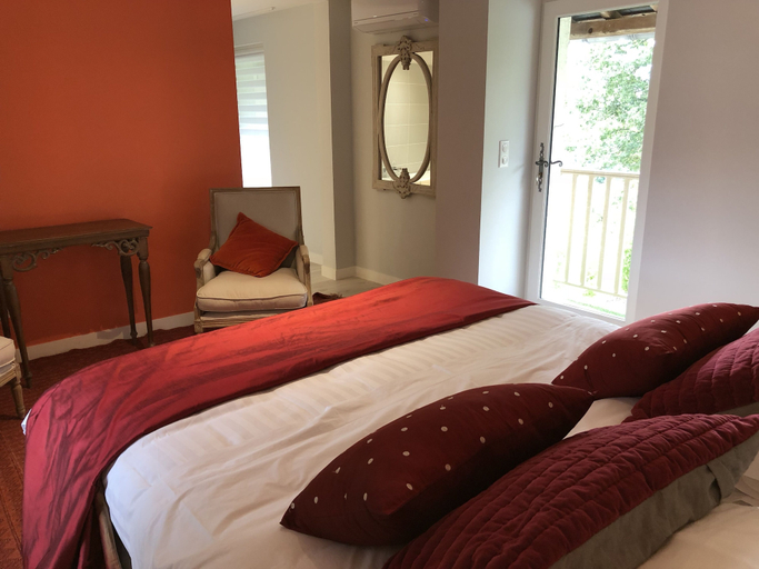 Bedroom 3, Domaine Plessis Gallu, Indre-et-Loire