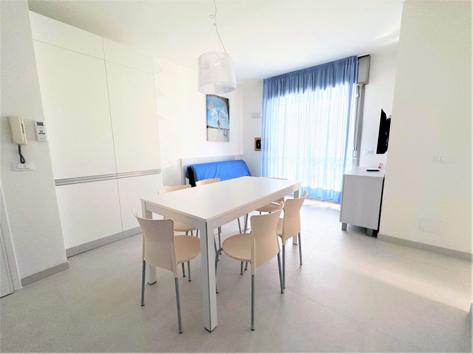 Others 3, Residence Acapulco, Venezia