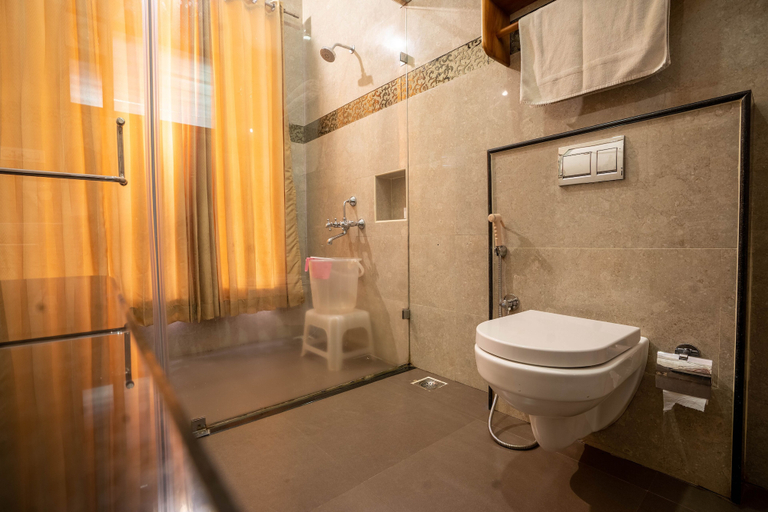 Bathroom 4, Green Nest Resort, The Nilgiris