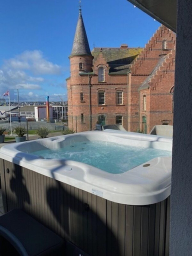 Sport & Beauty 5, Antrim House Guest Rooms & Suites, Causeway Coast and Glens