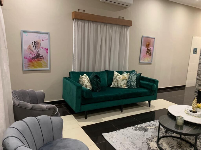 Others 4, Topaz Villas, Lilongwe City