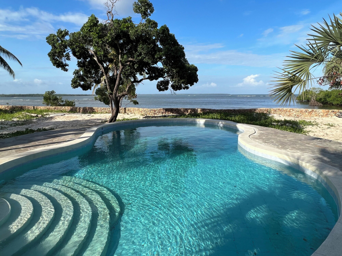 Sport & Beauty 5, Mwazaro Beach Lodge, Lungalunga