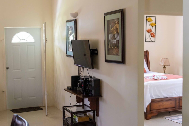 Bedroom 2, HAPPY HOLIDAYS at Drax Hall Country Club
