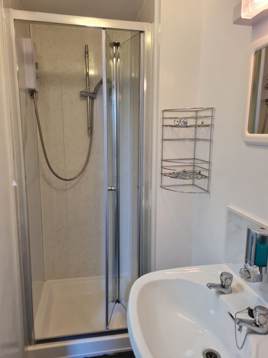 Bathroom 3, Beverley Dean, Blackpool