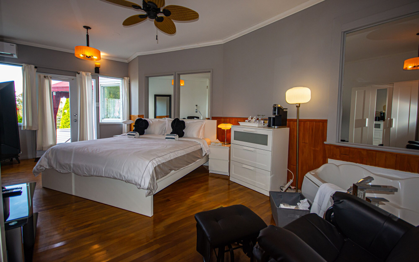 Bedroom 3, Auberge Hôtel Spa Watel, Les Laurentides