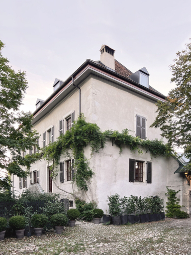 Exterior & Views 2, Sessius 1622, Ain