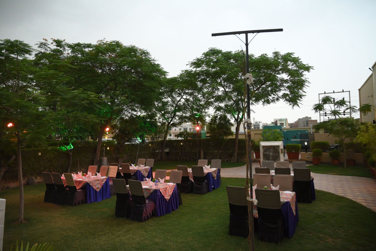 Food & Drinks 5, Hotel Chirag, Bikaner