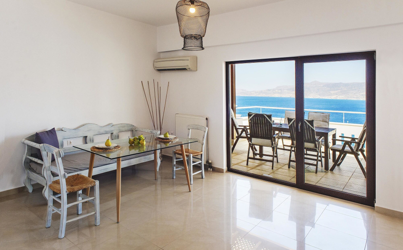 Others 5, Porto Kaza, Crete