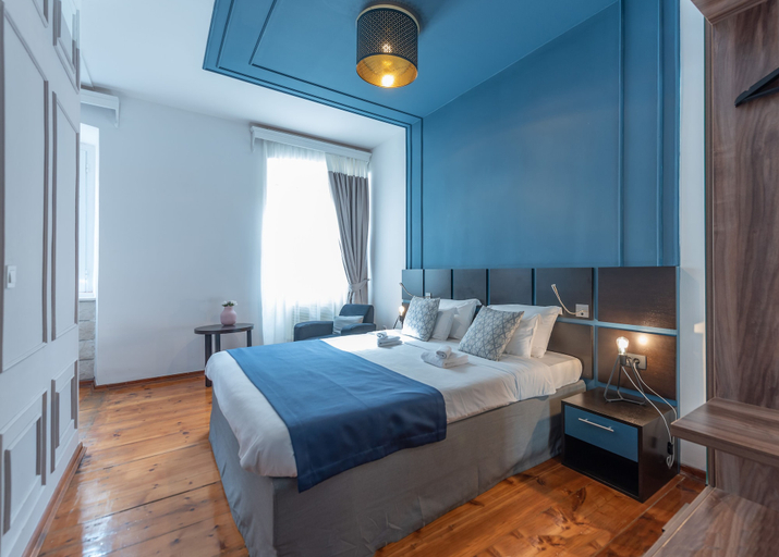 Bedroom 2, Kotor Nest