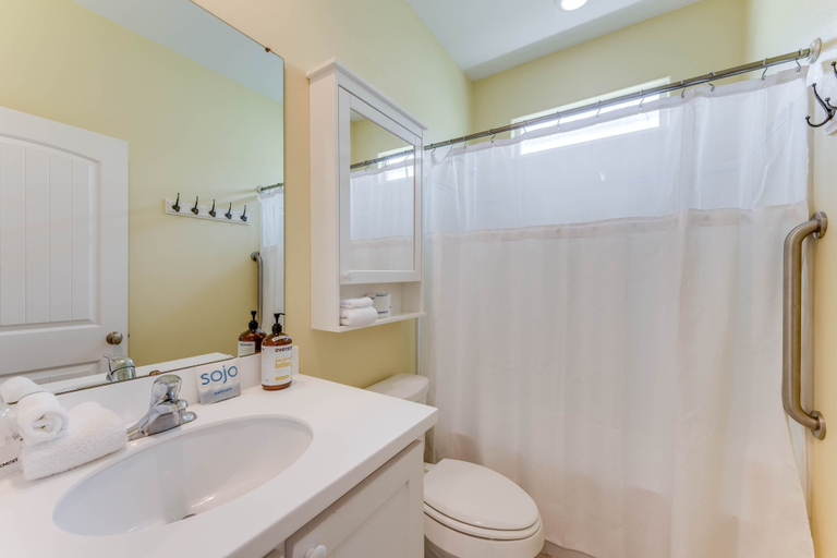 Bathroom 3, Best Little Shore House in Texas!, Nueces