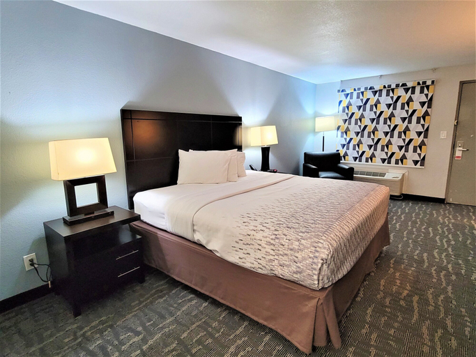 Bedroom 4, Inn of Rockwall, Rockwall