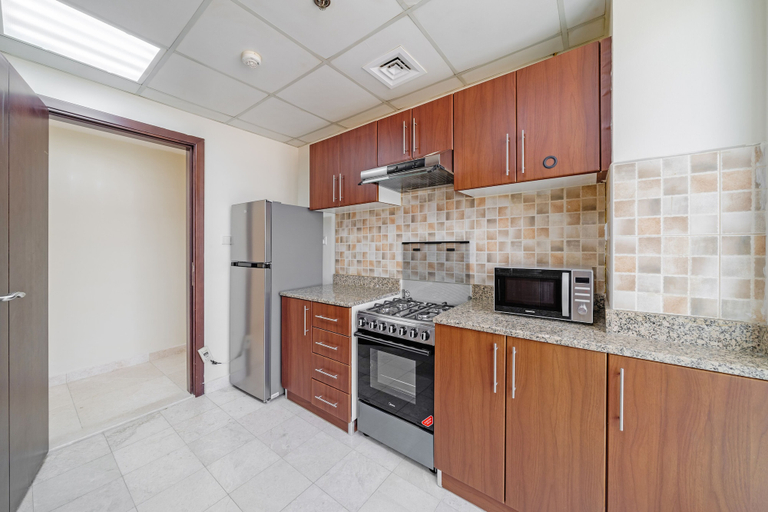 Others 5, Stunning Business Bay Apartment With Balcony, Dubai