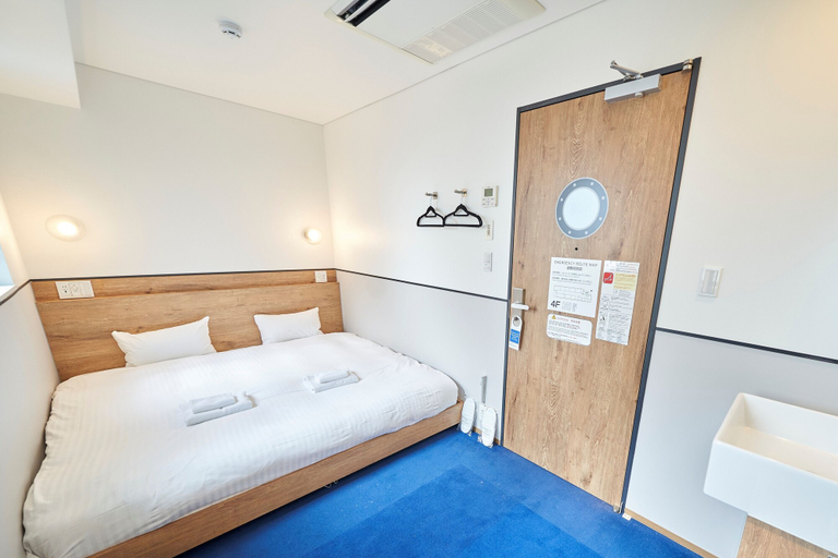 Bedroom 5, WeBase Hakata Hostel, Fukuoka