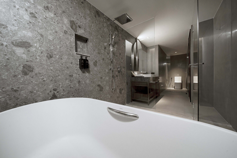 Bathroom 4