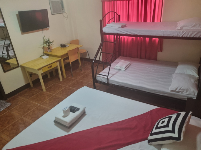 Bedroom, Laurien's Apartelle, Tagaytay City